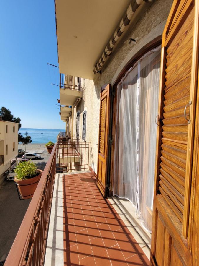 Casa "Paolo E Francesca" Monolocali Villa Scilla Exterior foto